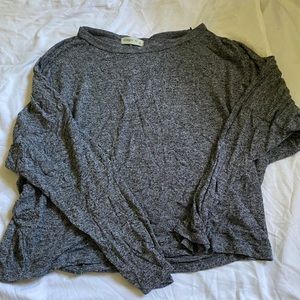 Gray long sleeve shirt